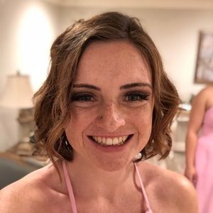 Meet your Posher, Kelsey